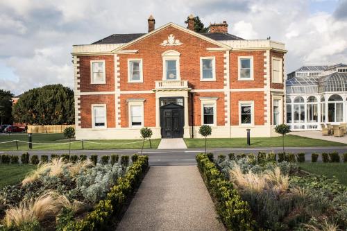 Фотография гостиницы DoubleTree by Hilton Chester