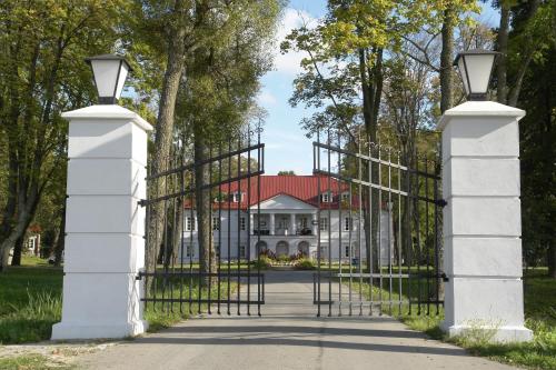 Фотография гостиницы Bistrampolis Manor