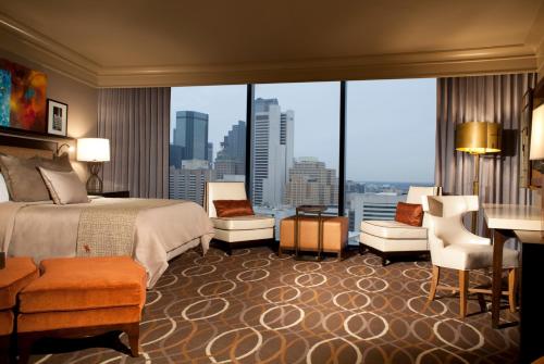 Фотография гостиницы Omni Dallas Hotel