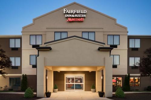 Фотография гостиницы Fairfield Inn & Suites Hartford Manchester