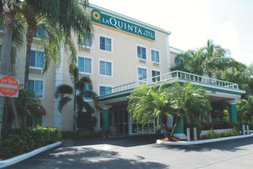 Фотография гостиницы La Quinta by Wyndham Sunrise Sawgrass Mills