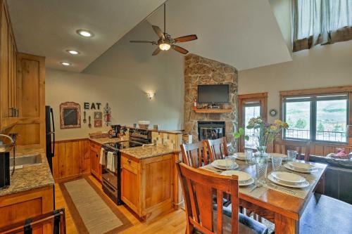 Фотография гостевого дома The Inn at Silver Creek Resort Retreat with Balcony!