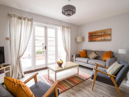 Фотография гостевого дома Swan Cottage, Arundel