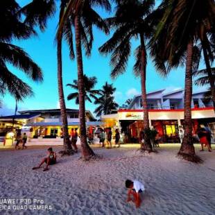 Фотографии гостиницы 
            Calypso Beach and Dive Resort