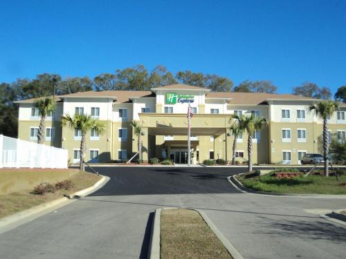 Фотографии гостиницы 
            Holiday Inn Express & Suites Bonifay, an IHG Hotel