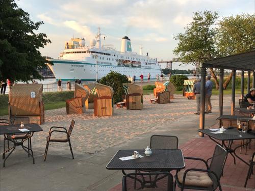 Фотография гостиницы Kanal-Haus "Das Gästehaus direkt am NOK"