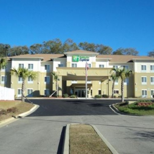 Фотография гостиницы Holiday Inn Express & Suites Bonifay, an IHG Hotel