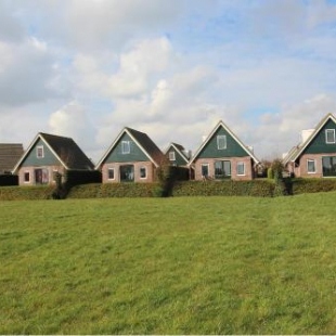 Фотография гостевого дома Bungalow 12-28 Medemblik Opperdoes