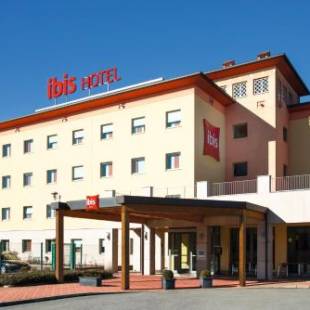 Фотографии гостиницы 
            Ibis Como