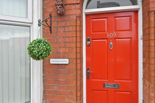 Фотография гостевого дома Townhouse @ Earle Street Crewe