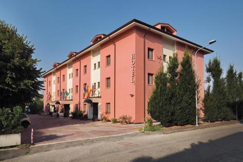 Фотография гостиницы Hotel Versailles