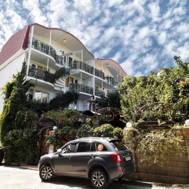 Фотографии гостиницы
Летучая Мышь