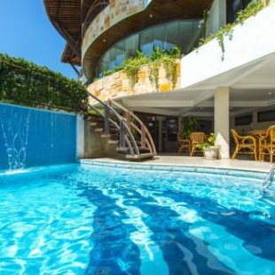 Фотография гостиницы Divi-Divi Praia Hotel