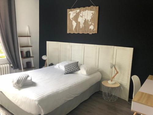 Фотография гостиницы Hôtel du cirque Troyes centre historique