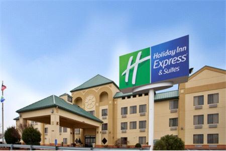 Фотография гостиницы Holiday Inn Express Hotel & Suites Fenton/I-44, an IHG Hotel