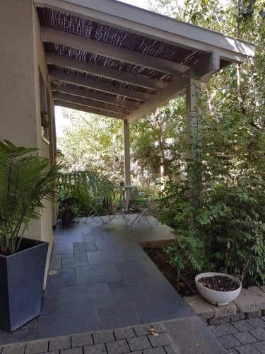 Фотография гостевого дома Studio by the river