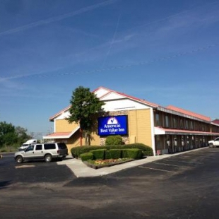 Фотография мотеля Americas Best Value Inn Tulsa I-44