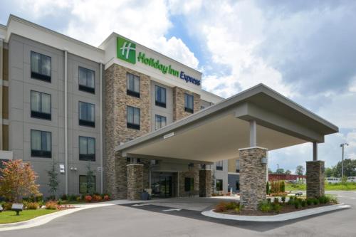 Фотография гостиницы Holiday Inn Express and Suites Bryant - Benton Area, an IHG Hotel