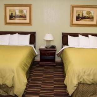 Фотографии гостиницы 
            HomeTown Inn and Suites Belle Plaine