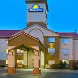 Фотография гостиницы Days Inn by Wyndham Englewood Denver Tech Center