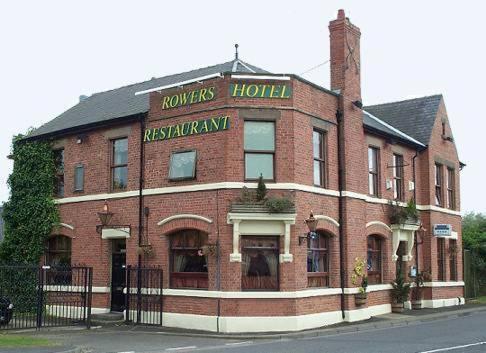 Фотография гостиницы OYO The Rowers Hotel