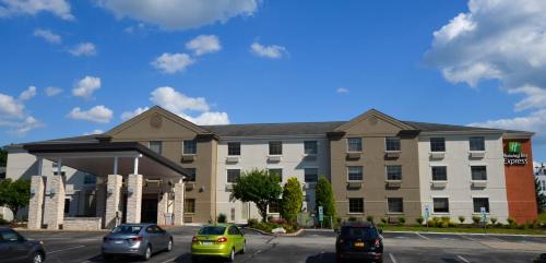 Фотография гостиницы Holiday Inn Express Pittsburgh-Bridgeville, an IHG Hotel