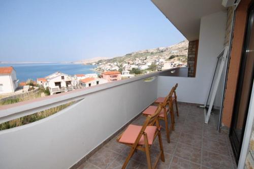 Фотография гостевого дома Apartments with a parking space Metajna, Pag - 527