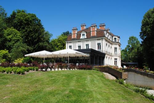 Фотографии гостиницы 
            Château de La Dame Blanche - Logis