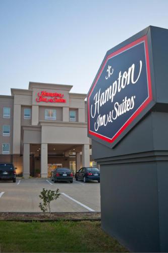 Фотография гостиницы Hampton Inn & Suites Denison