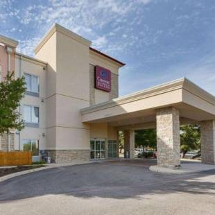 Фотографии гостиницы 
            Comfort Suites Medical Center Near Six Flags