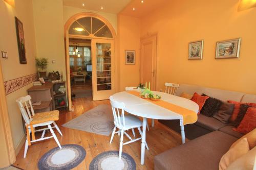 Фотография гостевого дома TOMOVI HOME - Three bedrooms City center