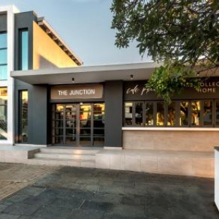 Фотография гостиницы The Junction Boutique Hotel