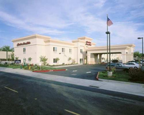 Фотография гостиницы Hampton Inn & Suites Sacramento-Auburn Boulevard