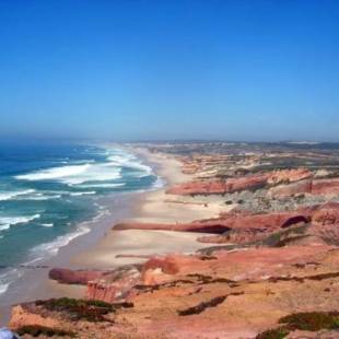 Фотографии гостевого дома 
            Baleal Sol Alojamentos