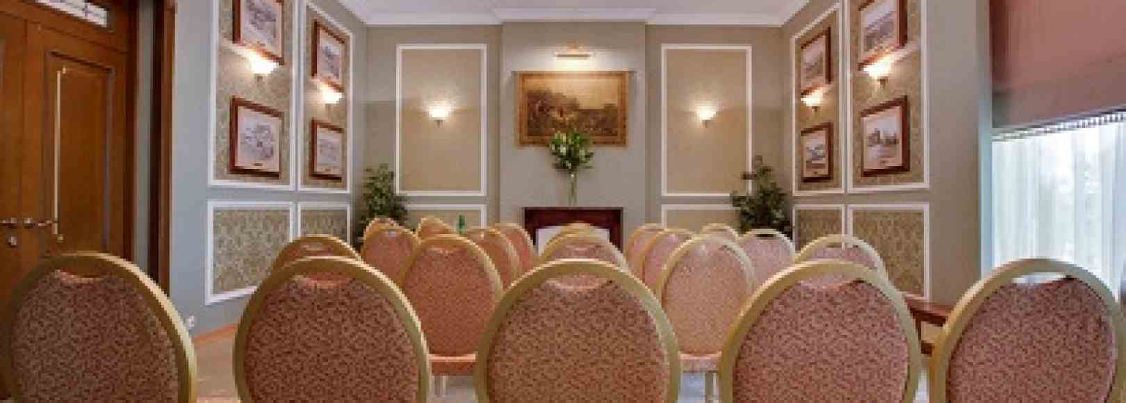 Фотография конференц-зала Каминный