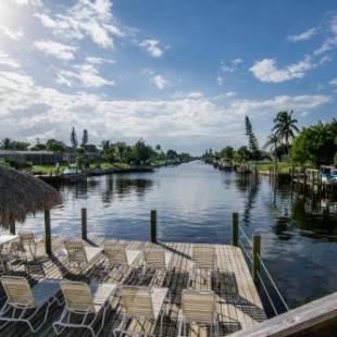 Фотографии гостиницы 
            OYO Waterfront Hotel- Cape Coral Fort Myers, FL