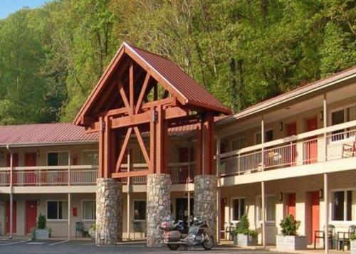 Фотография гостиницы Econo Lodge Cherokee