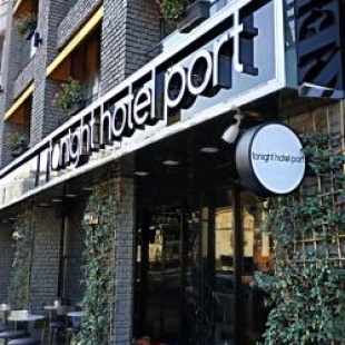 Фотография гостиницы Tonight Hotel Port