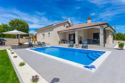 Фотография гостевого дома House Martina 2062