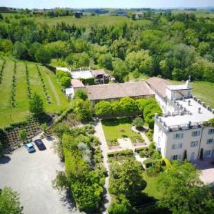 Фотографии гостиницы
La Villa Hotel