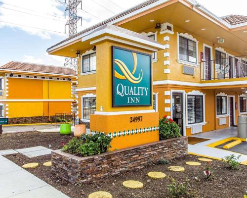 Фотография гостиницы Quality Inn Hayward
