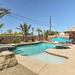 Фотография гостевого дома Family Home with Backyard Oasis - Lake Havasu 2 Mi!