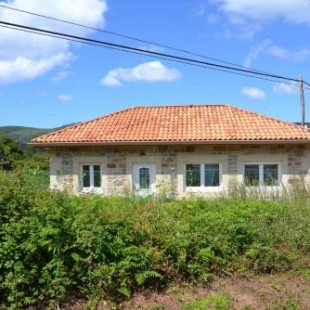 Фотография гостевого дома Beautiful holiday house in Galicia next to the "Camino de Santiago" and next to the beach