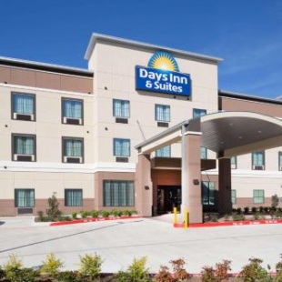 Фотография гостиницы Days Inn & Suites by Wyndham Houston NW Cypress