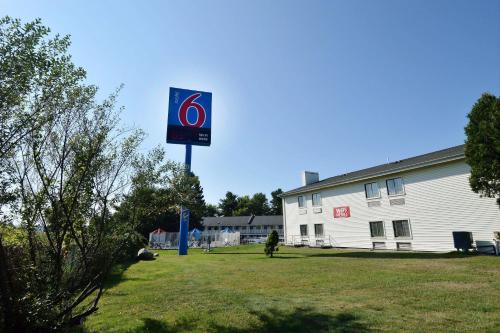 Фотография гостиницы Motel 6-Nashua, NH