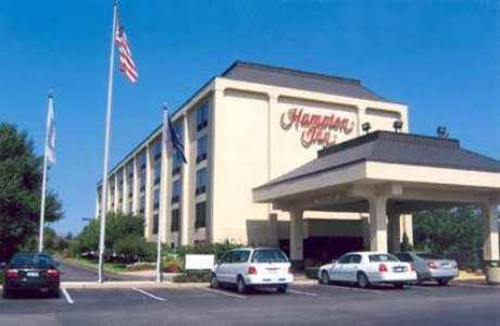 Фотография гостиницы Hampton Inn Long Island/Commack