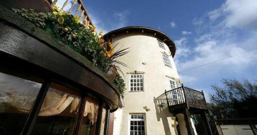 Фотография гостиницы OYO The Old Mill