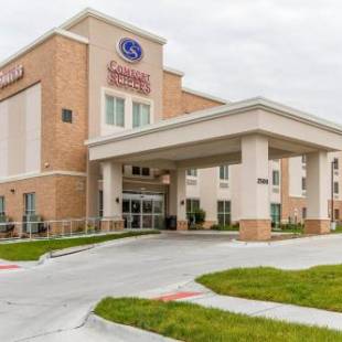 Фотографии гостиницы 
            Comfort Suites West Omaha