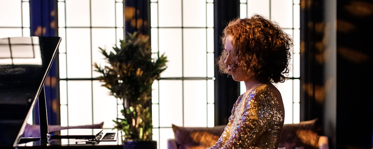 Фотография стриптиз-клуба RED BAR&KARAOKE