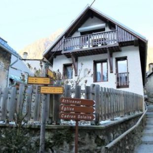 Фотография гостевого дома Chalet Pitu